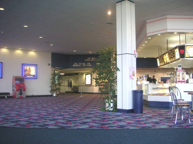 showcase-cinemas-foresters-park-derby-in-derby-gb-cinema-treasures