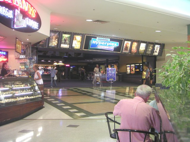 Loganholme Hyperplex 12 Cinemas