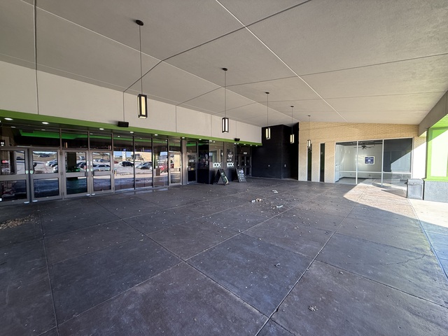 LOOK Dine-In Arlington