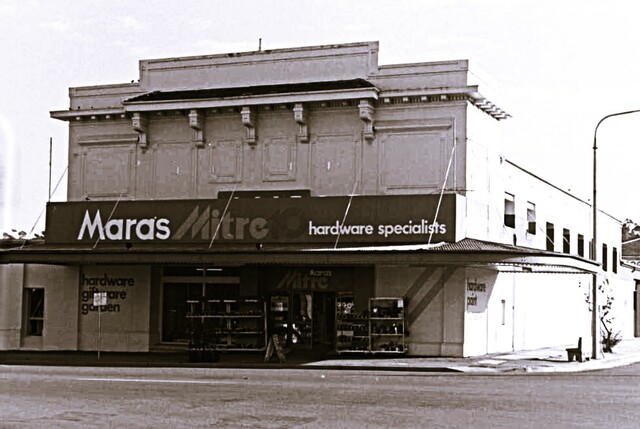 Hoyts Strand Theatre Boorowa Street and Clarke Street, Young, NSW 