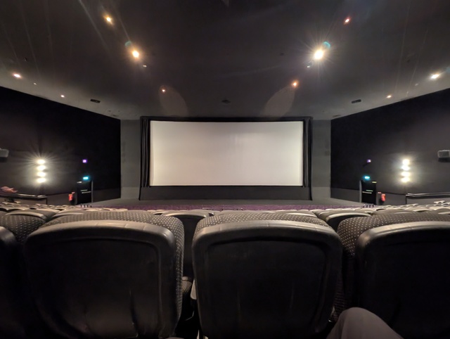 Screen 12