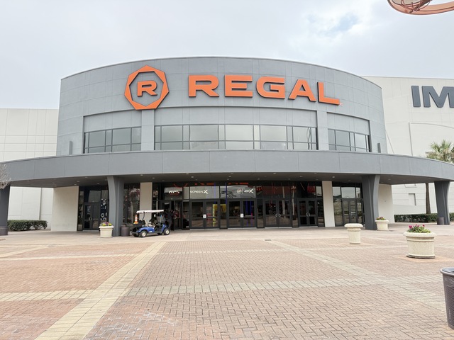 Regal Edwards Houston Marq*E