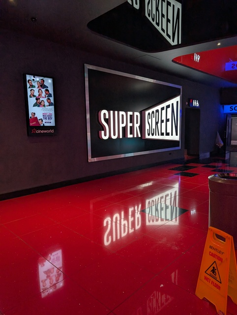 Concessions foyer SuperScreen signage