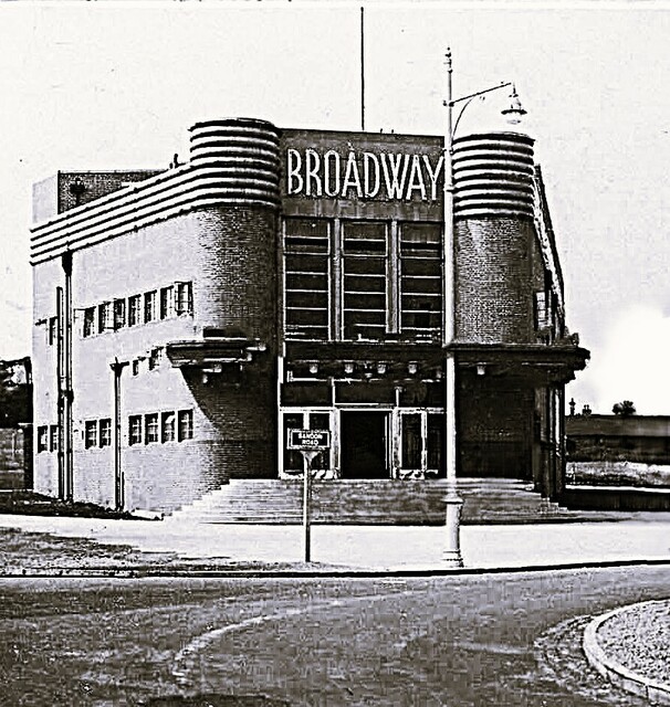 Broadway Cinema 2 Broadway, Meir, Longton