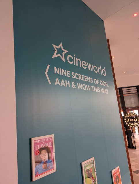 Signage on entrance escalators