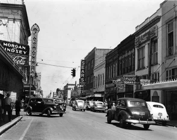 Circa 1940 photo, original source unknown.