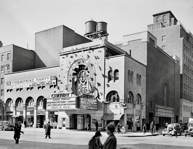Crisper version of previously posted photo, 1937 photo credit James Suydam for Federal Writers’ Project/WPA NY Municipal Archives.
