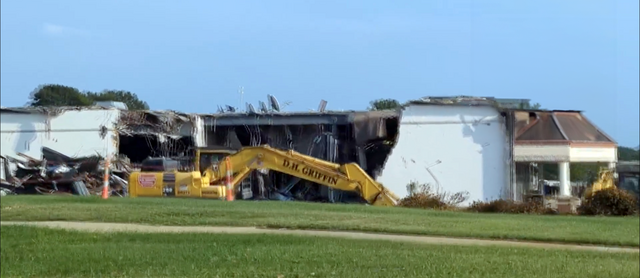 Cinebarre Arboretum Stadium 12