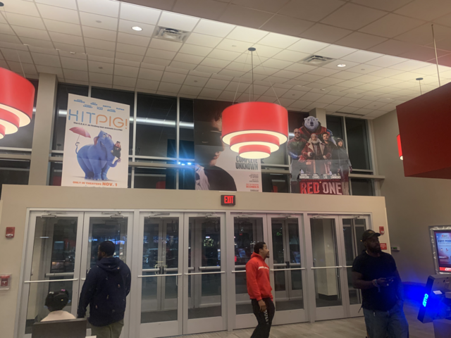 AMC Roosevelt Field 8