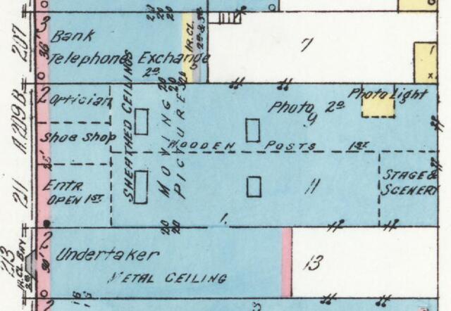 Plaza Grill & Cinema