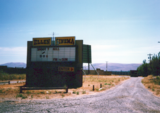 Ellen Drive-In: Entrance