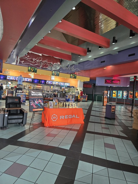 Regal Cinemas Sawgrass 23