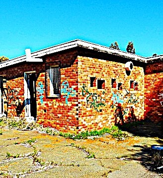 Clayton Drive-In 124 Clayton Road, Narrogin, WA