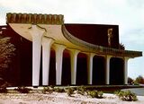 ["Cine Capri Theatre"]