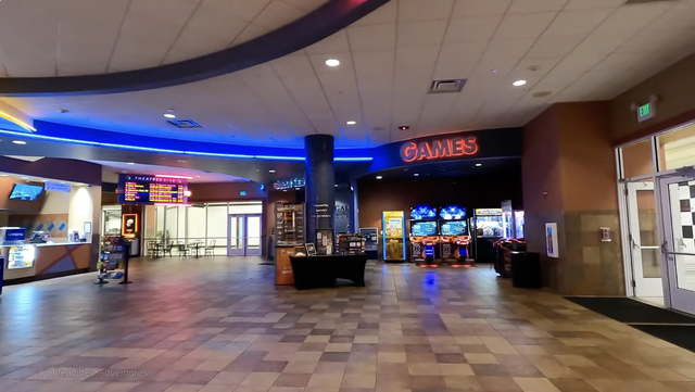 Regal Galleria Mall Stadium 16