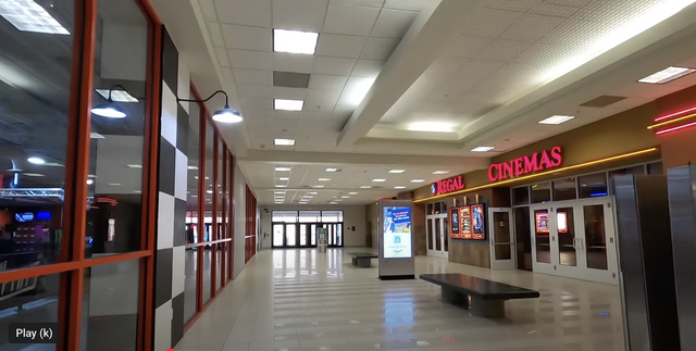 Regal Galleria Mall Stadium 16