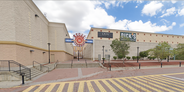 Regal Galleria Mall Stadium 16