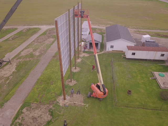 Fleo's Flick's Drive-In