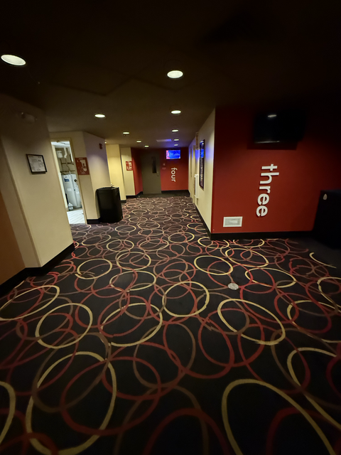 AMC Oakbrook Center 4