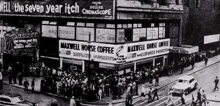 Opening Day photo/Opening Week Take $80, 000 (1955)