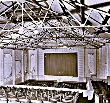 Hoyts Alhambra Theatre 828 Sydney Road, Melbourne, VIC 