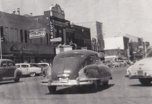 Empty Palace marquee in the center, early `50s photo credit Marian Lynne Kirchner-Rohan.
