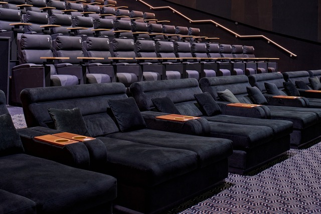 Omniplex Birmingham Great Park Cinema Projection Screen