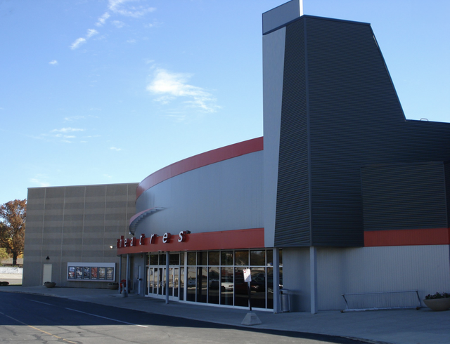 Landmark Glendale 12 Theatre