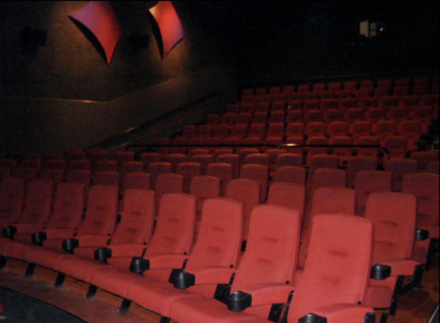 Landmark Glendale 12 Theatre