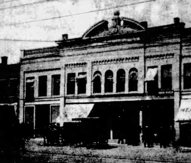 CARLSON Theatre; Mayville.
