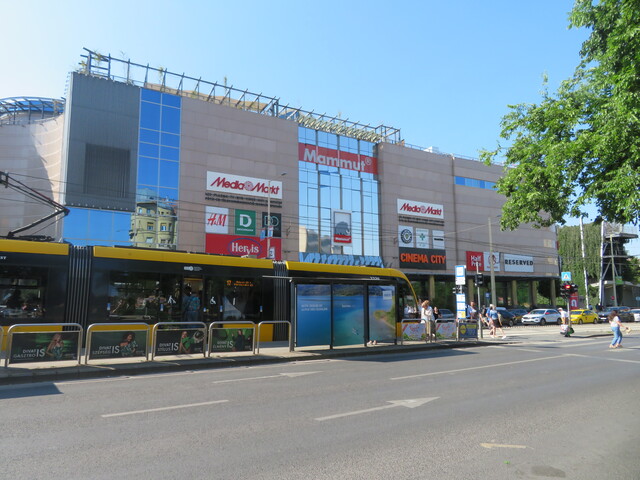 Cinema City Mammut I & II