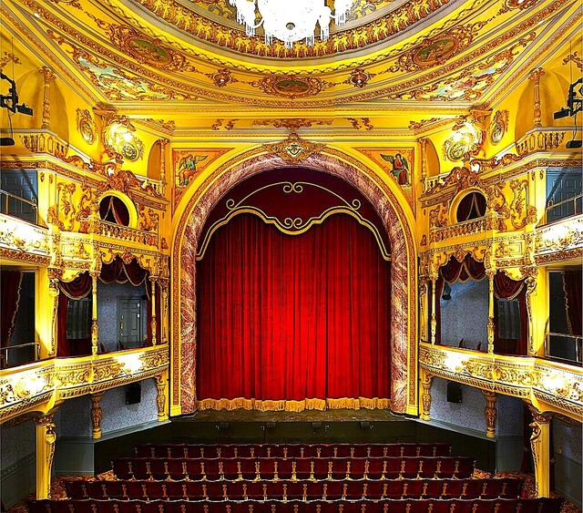 Everyman Theatre 7-10 Regent Street, Cheltenham,