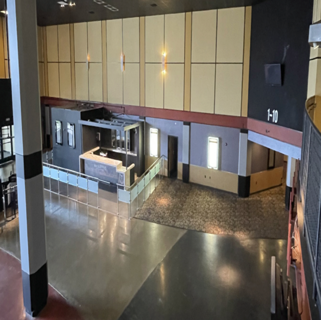 AMC Classic Fort Wayne 20