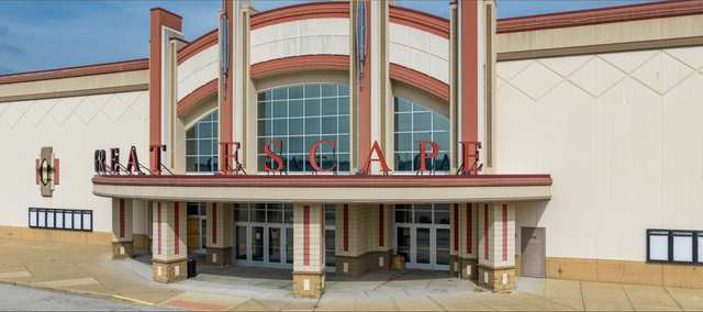 Regal Gravois Bluffs Stadium 12