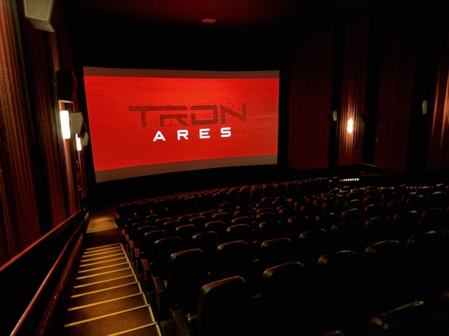 AMC Classic Forney 12