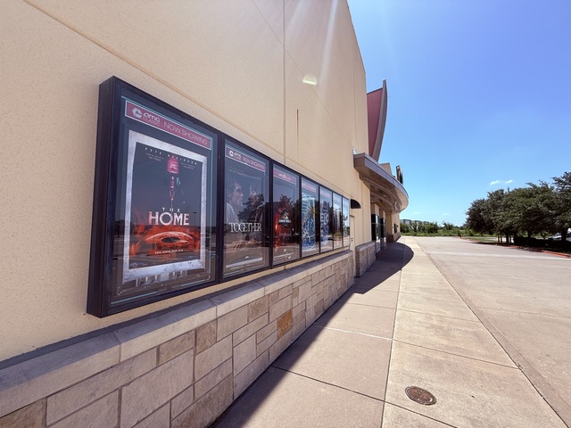 AMC Classic Forney 12