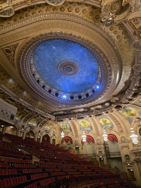 Chicago Theatre