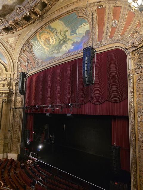 Chicago Theatre