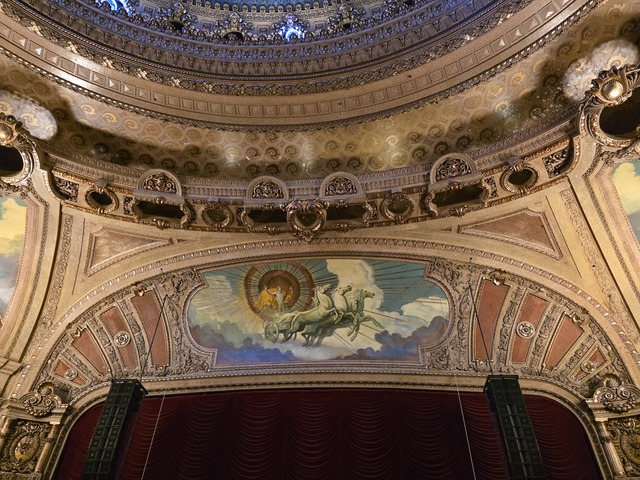 Chicago Theatre