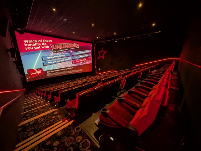 4DX - Screen 10