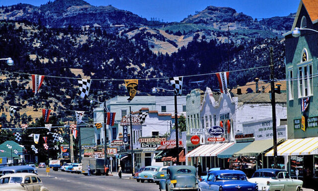 June 13, 1956 photo credit Charles W. Cushman. Food Mart right of center was the Playhouse Theatre Building.