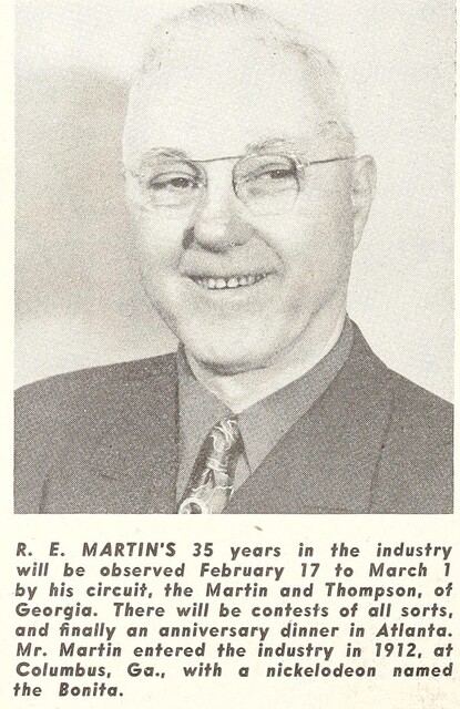 Theater Showman and More (1947)