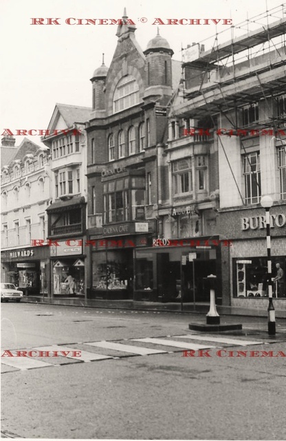 Grand Cinema Reading