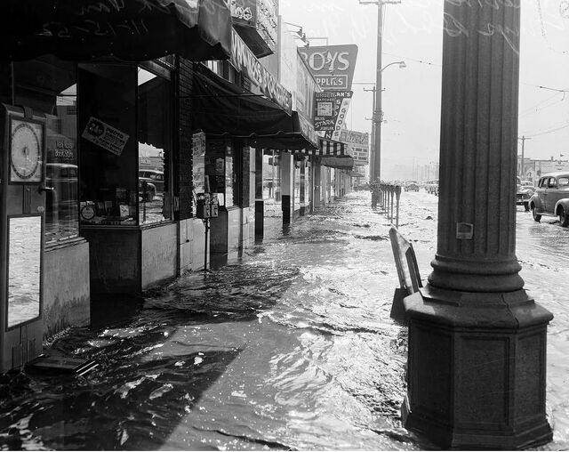 1952 flood photo credit WaterandPower.org