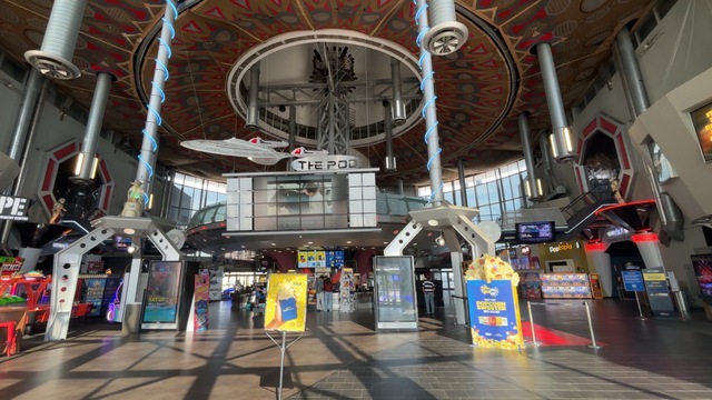 Cineplex Cinemas Vaughan Lobby