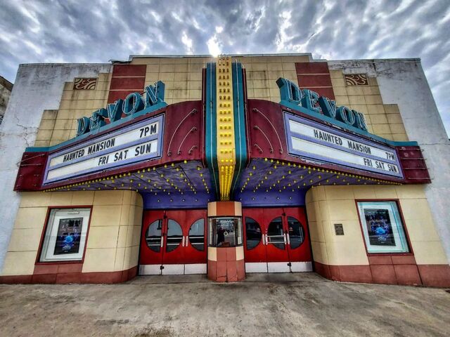 Devon Theater facade 2023
