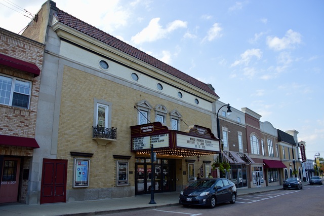 Classic Cinemas Woodstock XQ