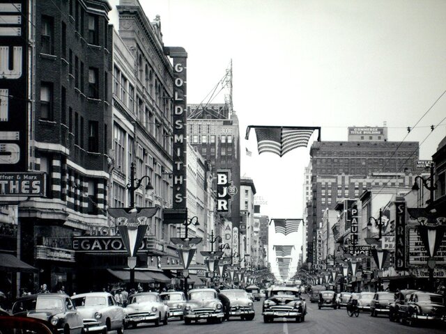 Full width version of 1950 photo source unknown.