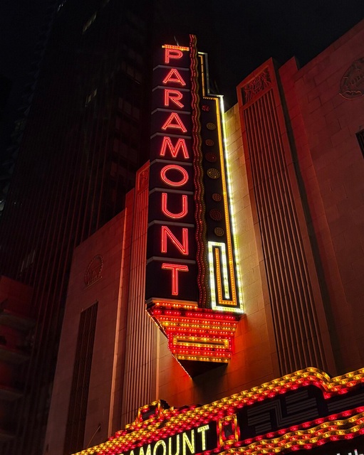 Paramount Center