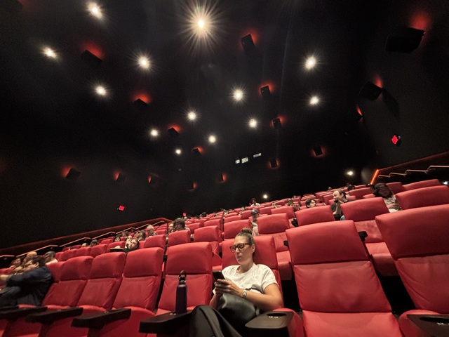 Regal Union Square Theater 13 Facing Seats